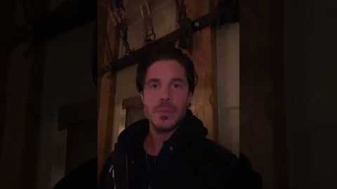 Βίντεο: Ο Νίκος Οικονομόπουλος στον Πανάγιο Τάφο στα Ιεροσόλυμα