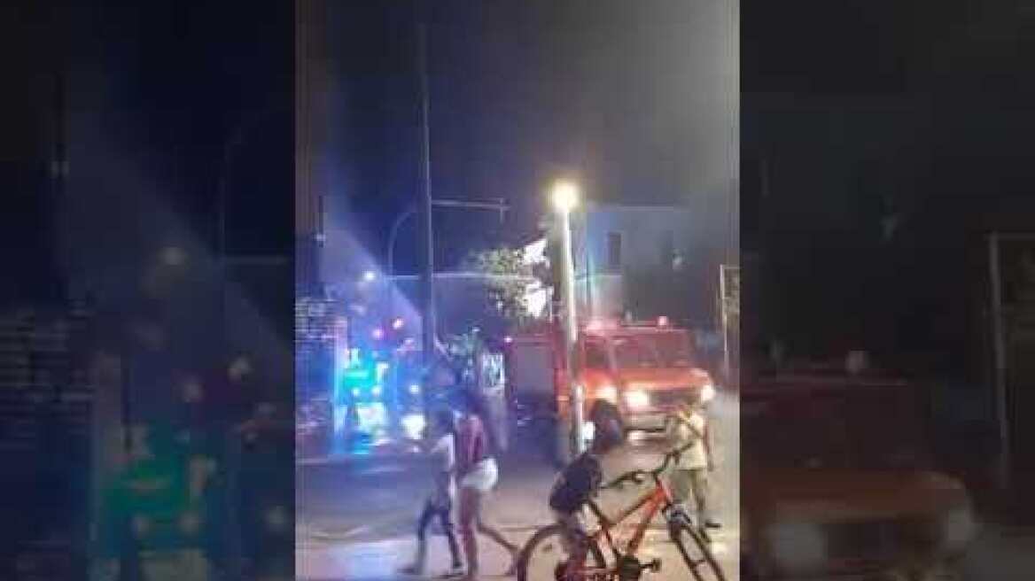 Φωτιά σε κτήριο στην Πειραιώς