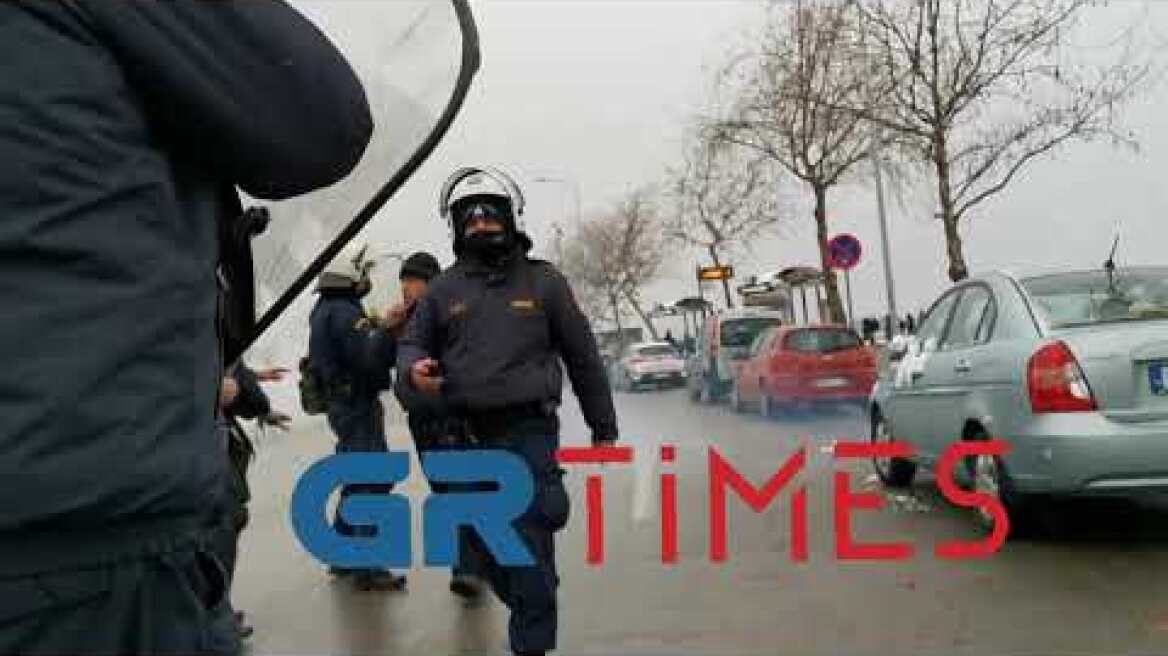 Θεσσαλονίκη: Ένταση στη συγκέντρωση κατά του lockdown