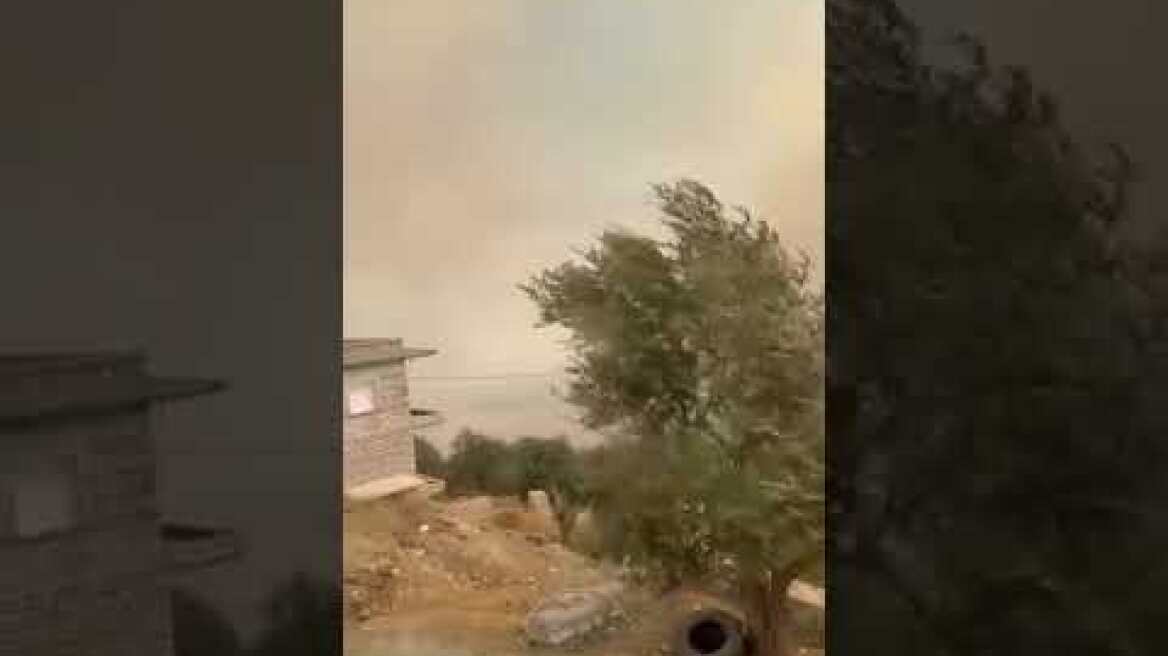 Φωτιές μαίνονται σε μειονοτικά χωριά της Αλβανίας