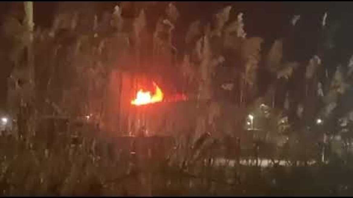 Βίντεο από την πυρκαγιά στα Πετρέλαια