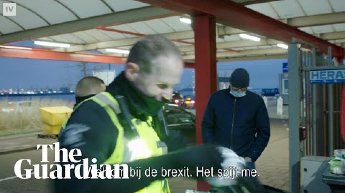 'Welcome to the Brexit': Dutch officials seize ham sandwiches from British drivers