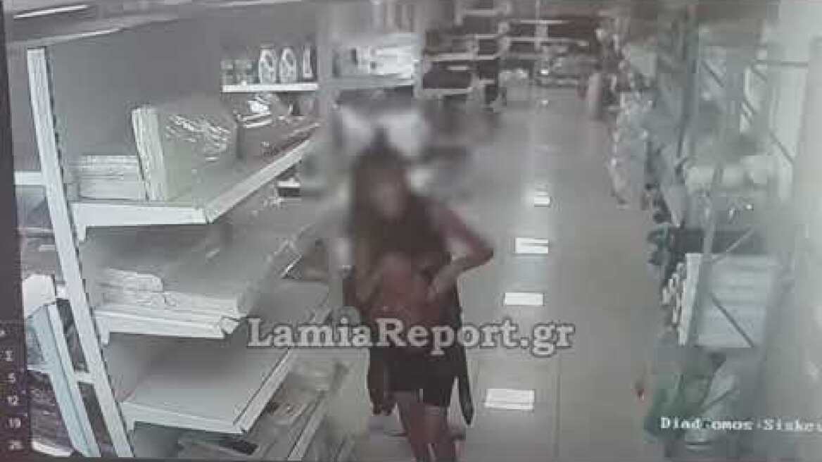 LamiaReport.gr: Γυναίκες ρομά κλέβουν προϊόντα από κατάστημα