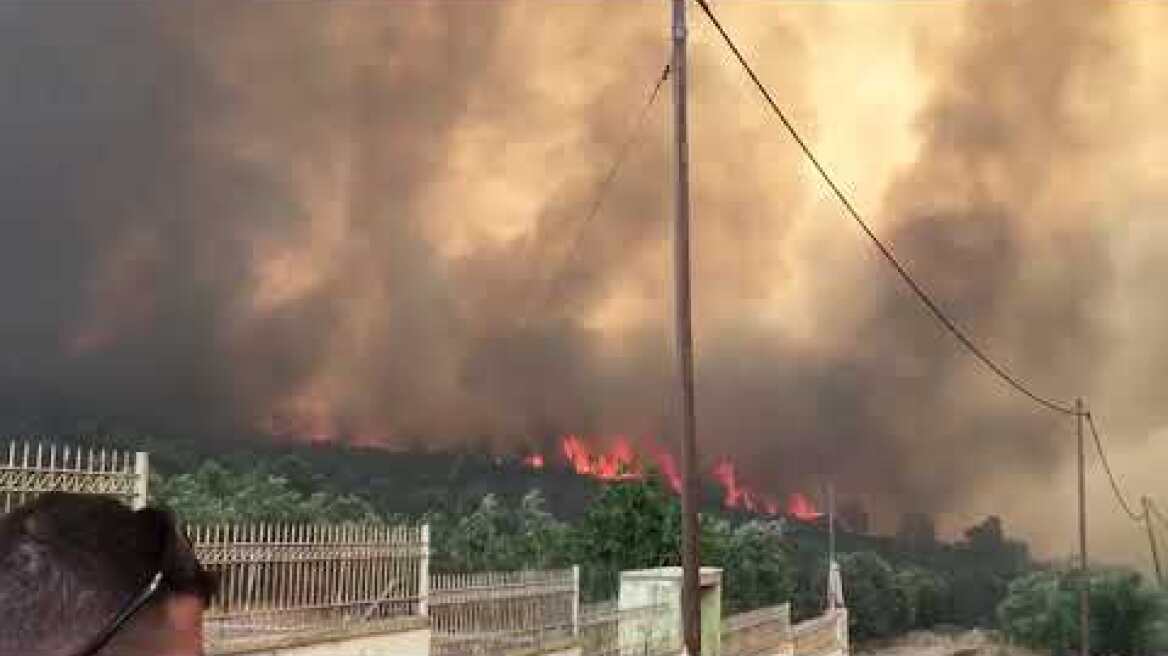 Φωτιά στα Δερβενοχώρια: Προς Μάνδρα το μέτωπο της φωτιάς(2)