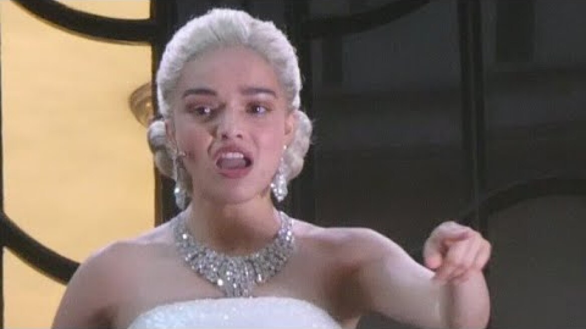 Rachel Zegler DON'T CRY FOR ME ARGENTINA Balcony Performance for EVITA