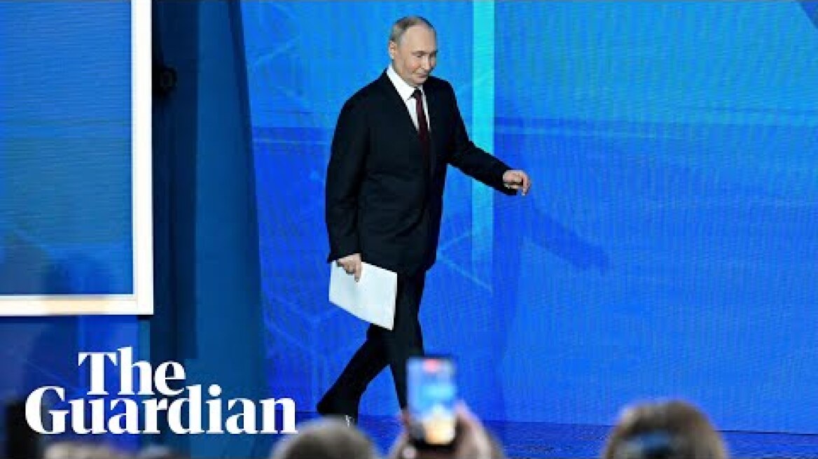 Putin holds annual end of year televised news conference – watch live