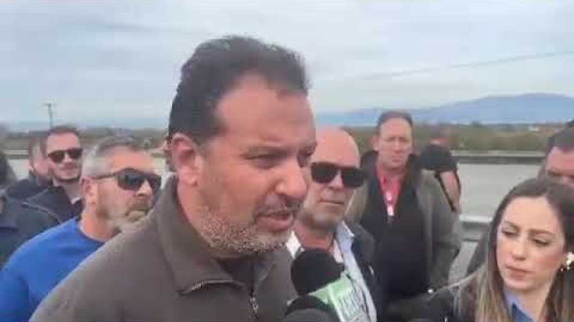 Μπλόκο των αγροτών στον Αλμυρό (1)