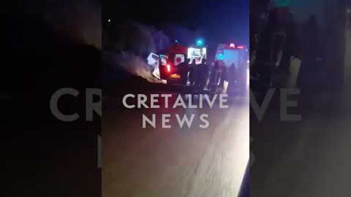 Σοβαρό τροχαίο με εγκλωβισμό στο δρόμο ΠΑΓΝΗ Βούτες