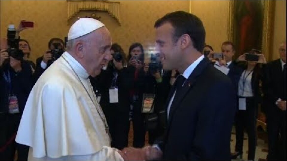 Macron meets Pope Francis in Vatican