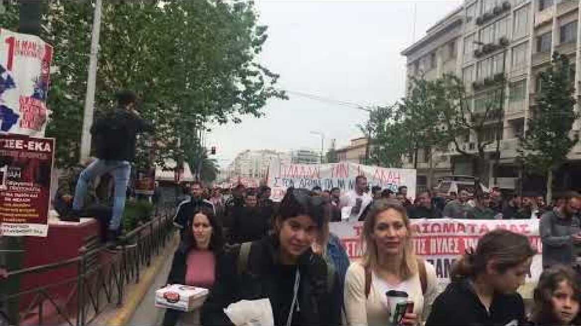 Ξεκίνησαν από τα  προπύλαια οι συγκεντρώσεις και πηγαίνουν προς το Σύνταγμα 4