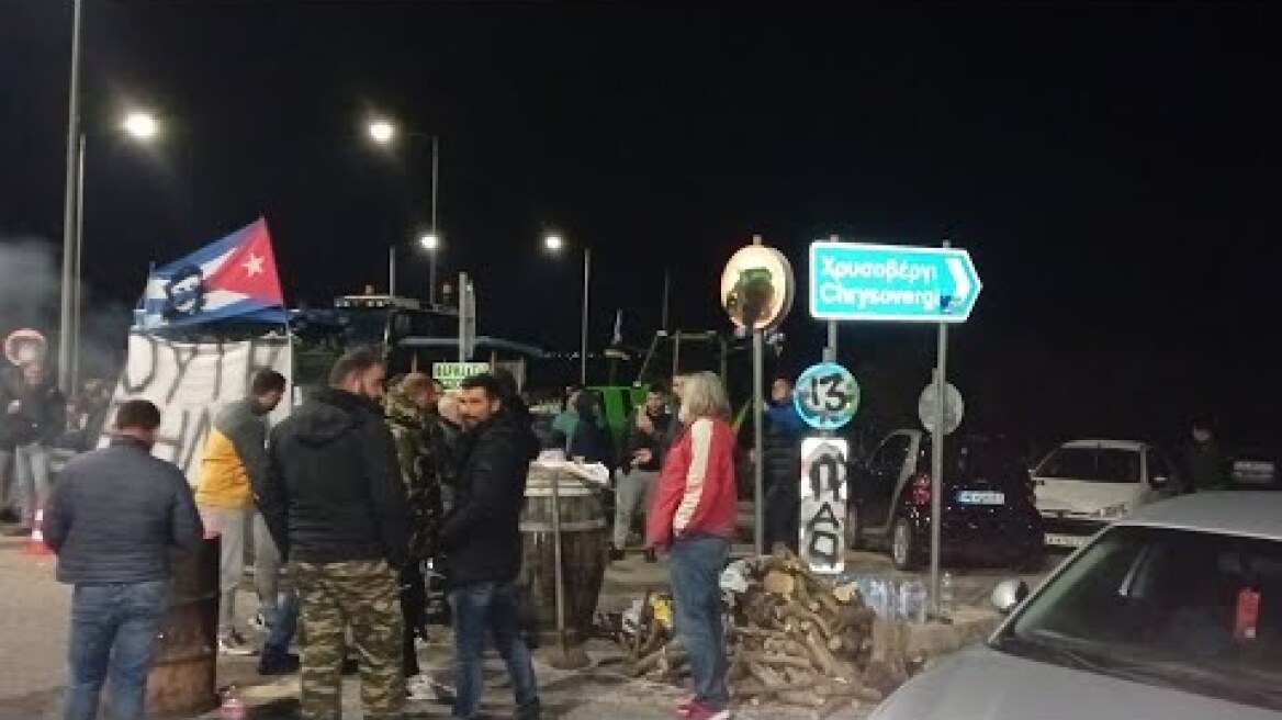 Νέο μπλόκο από τους αγρότες και κτηνοτρόφους στην Αιτωλοακαρνανία