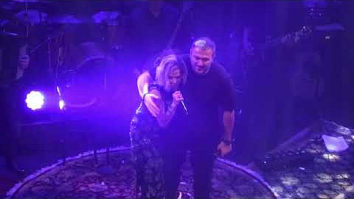 Anna Vissi ft Antonis Remos • Hotel Ermou • 01.12.17 • Αννα Βισση ft Αντωνης Ρεμος