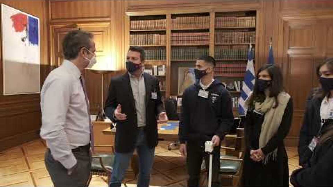 Συγχαρητήρια Μητσοτάκη στα παιδιά που κέρδισαν το χρυσό μετάλλιο στη Διεθνή Ολυμπιάδα Ρομποτικής