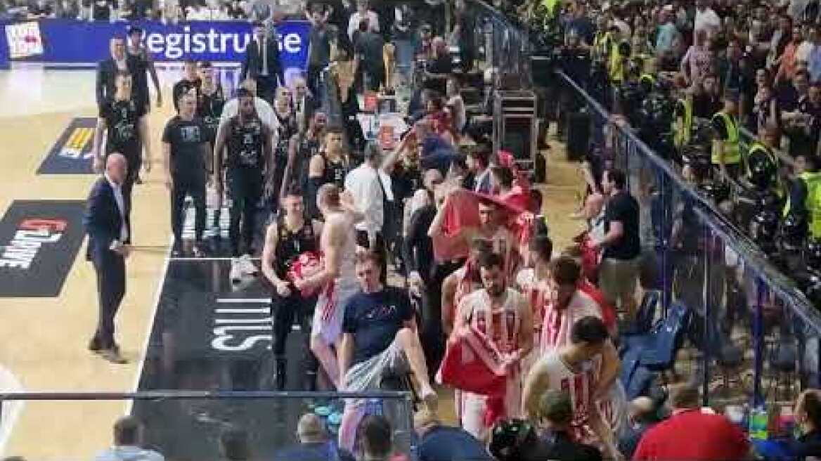 Haos u Pioniru na utakmici Partizan - Crvena zvezda prekid