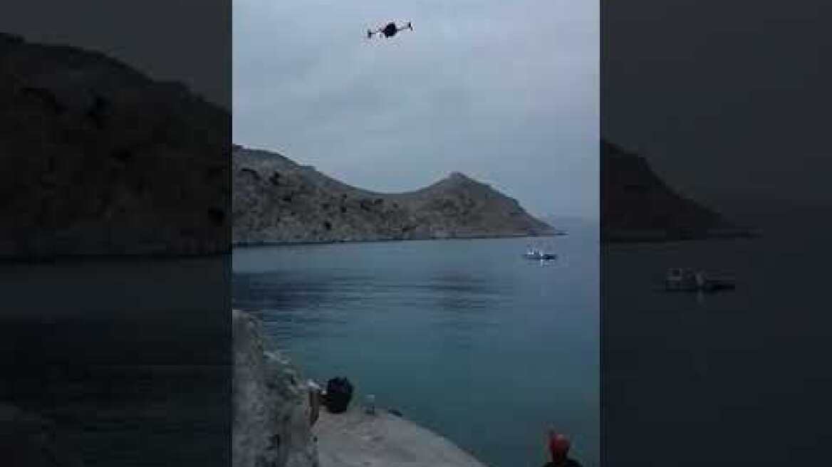 Έρευνες για τον εντοπισμό του Βρετανού παρουσιαστή στη Σύμη