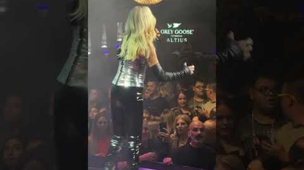 Άννα Βίσση: Το "ευχαριστώ"  στο κοινό και στους συνεργάτες της