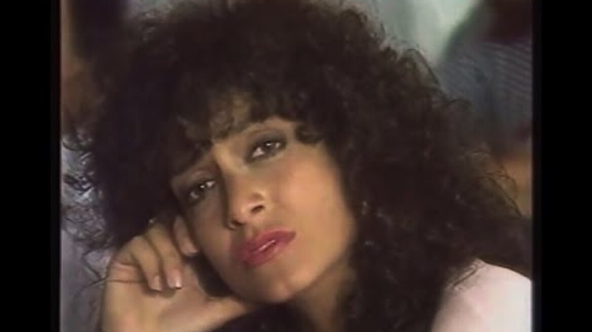 Anna Vissi - Ta Mathitika Hronia, TV Clip [fannatics.gr]