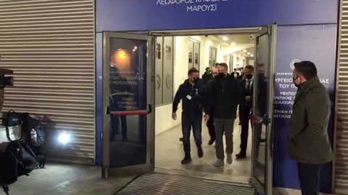 Ο Πρωθυπουργός φεύγει