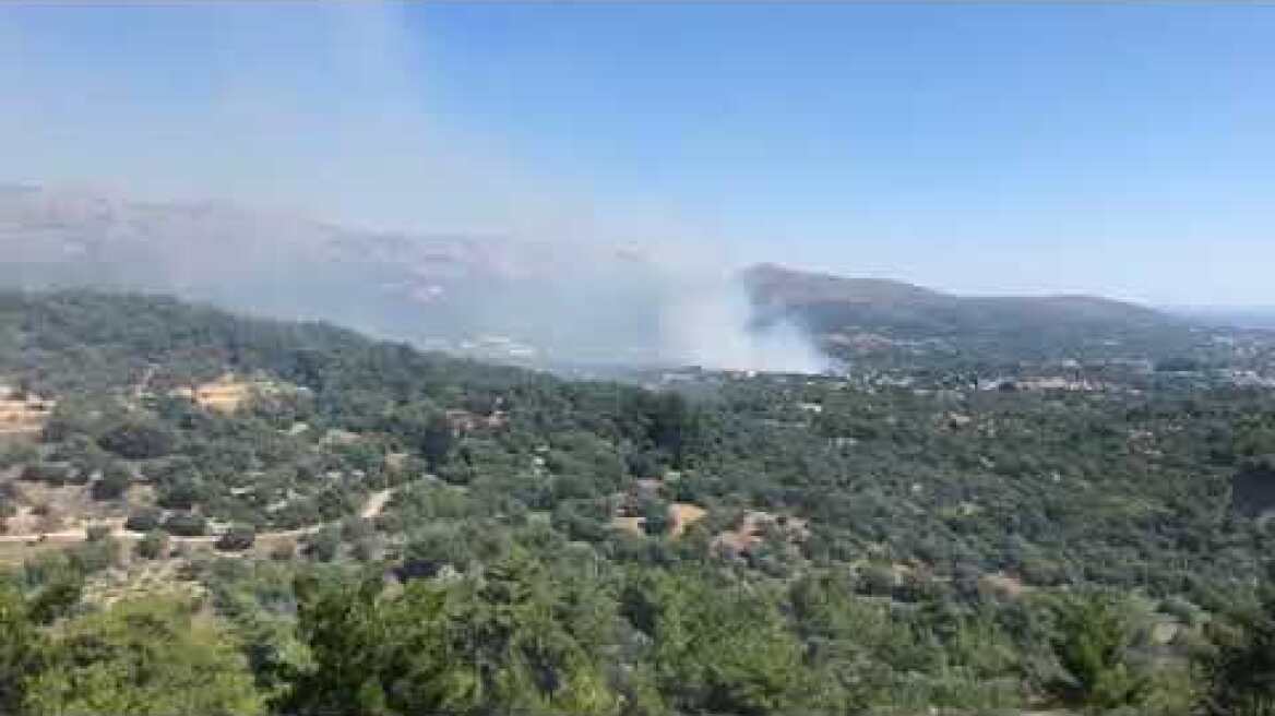 Σε εξέλιξη μεγάλη φωτιά στη Χίο - Εκκενώνονται χωριά