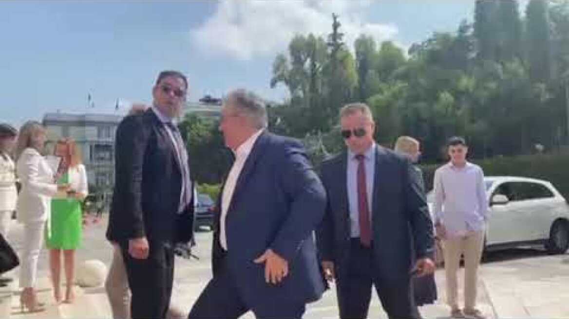 Oρκωμοσία της νέας Βουλής: Oι αφίξεις των νέων βουλευτών 3