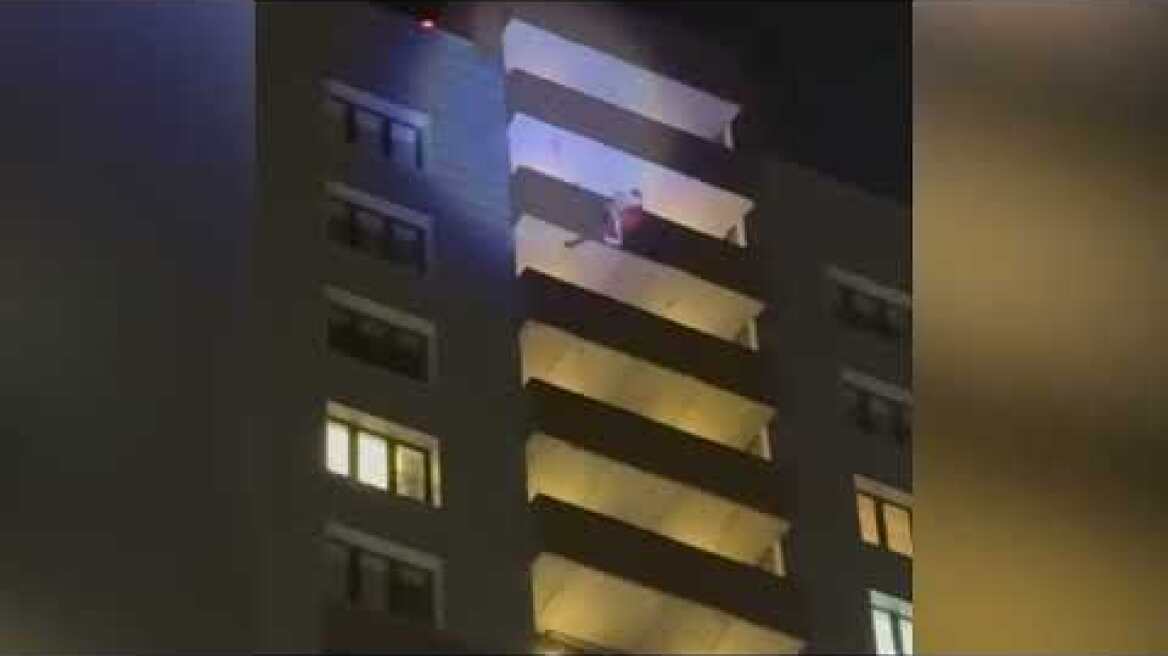 Father Christmas falls 240ft to his death in front of kids as stunt goes horribly wrong