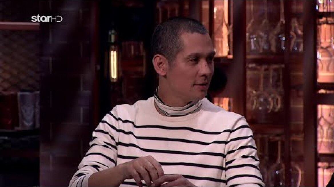 MasterChef 2023 | Ο Λεωνίδας Κουτσόπουλος δεν άφησε ασχολίαστο το outfit του Σωτήρη Κοντιζά!