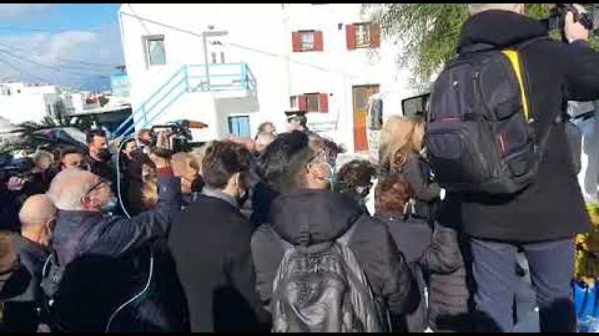 Στη Μύκονο η σορός του Τζώρτζη Μονογυιού