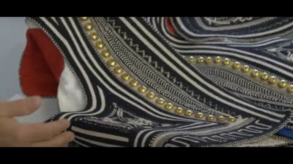 Εορταστικό μήνυμα προς τα απόδημα Ελληνόπουλα και ψηφιακή ξενάγησή τους στην Προεδρική Φρουρά