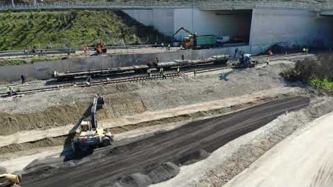 Τραγωδία στα Τέμπη: Εργασίες για την απομάκρυνση των βαγονιών