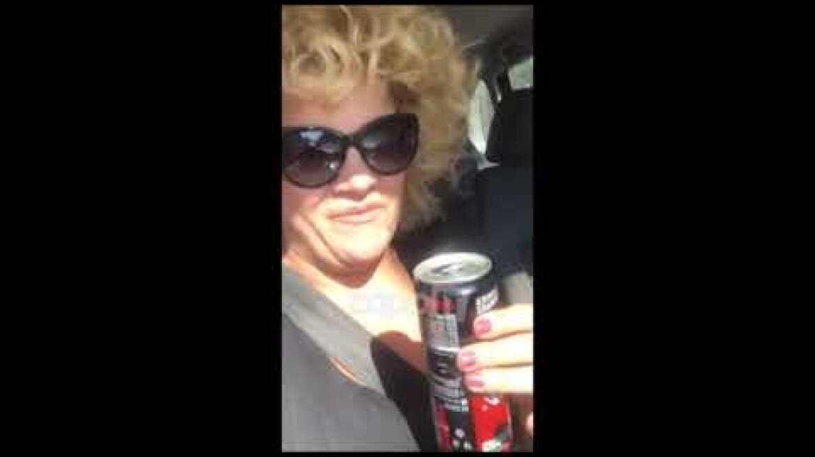 Τζένη Διαγούπη: Έξαλλη η ηθοποιός - "Εγώ είμαι χοντρή αυτός τι πρόβλημα έχει;"