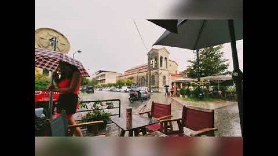 Τρομερό μπουρίνι στα Τρίκαλα