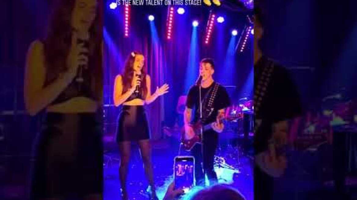 Χριστίνα Μπόμπα; Τραγουδά το Shallow της Lady Gaga