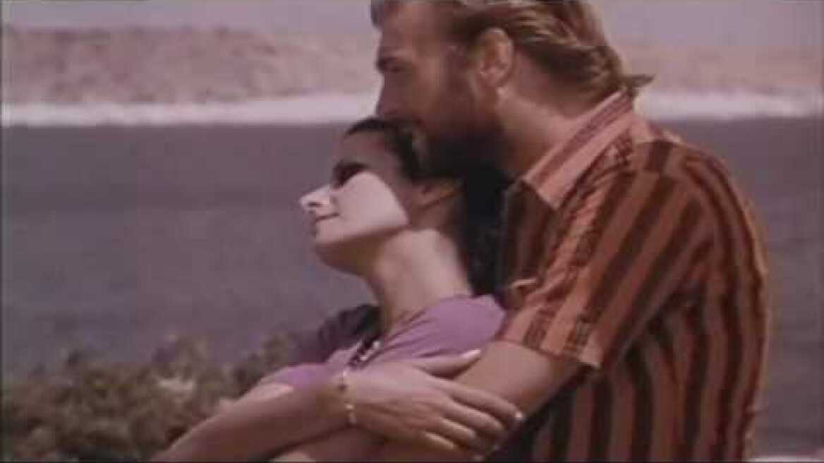 Αφροδίτη Μάνου & Γιάννης Φέρτης Σαν Με Κοιτάς