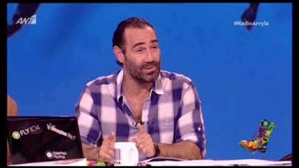 Ο Αντώνης Κανάκης μιλάει κατά του Νότη Σφακιανάκη για τη συναυλία στην Αλβανία