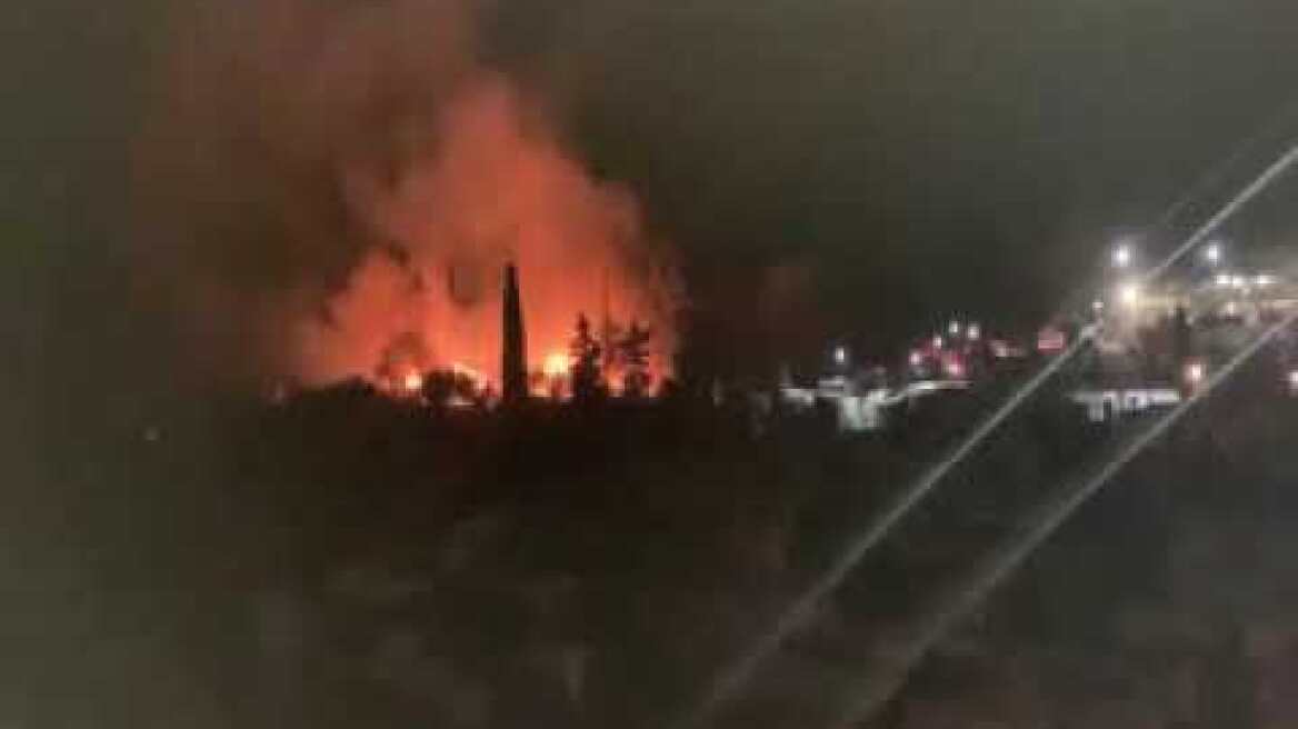 Φωτιά στο ΚΥΤ Σάμου