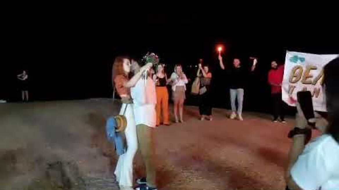 Thestival.gr Πρόταση γάμου στην παραλία της Θεσσαλονίκης
