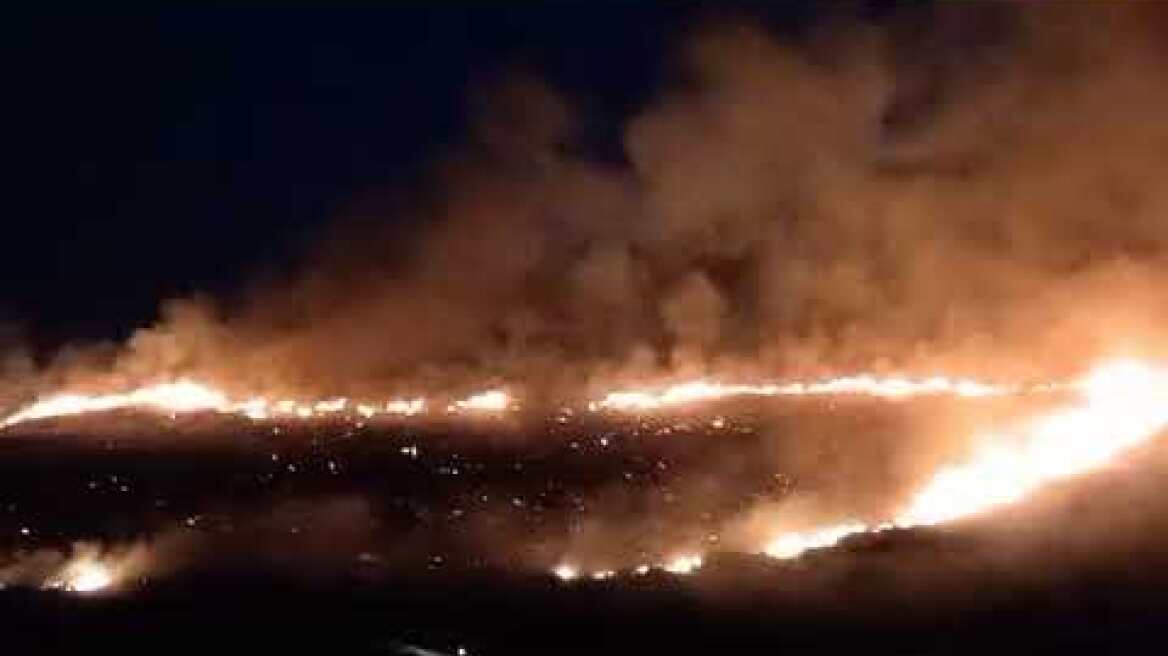 Εύβοια: Μεγάλη φωτιά στο Μηλάκι Αλιβερίου
