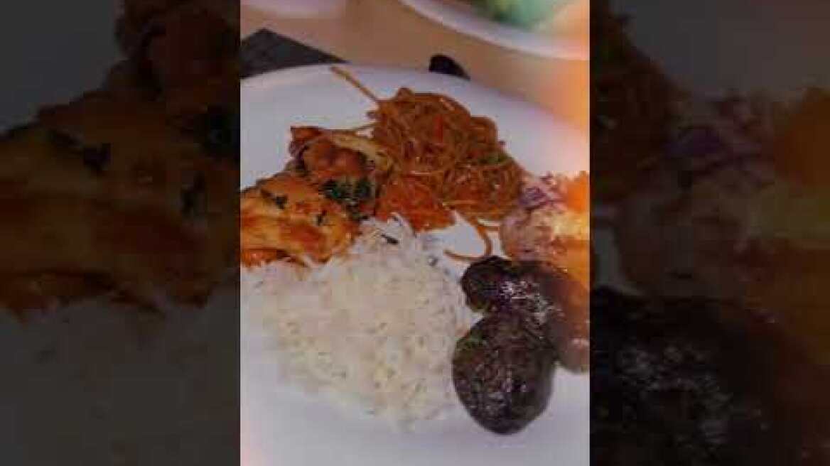 Κόνι Μεταξά – Μάριος Καπότσης μήνας του μέλιτος