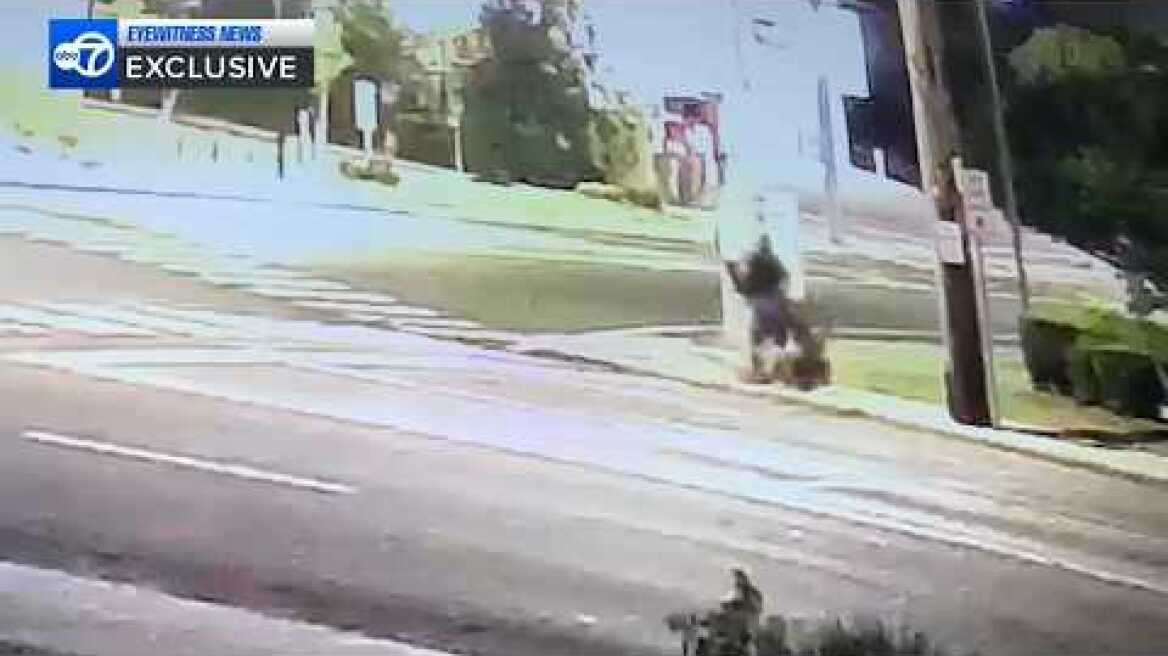 Group spotted opening Nassau manhole cover, entering sewer | Video