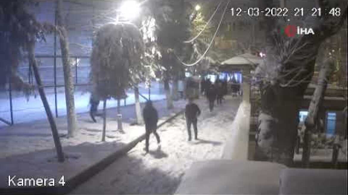 Kartopu savaşı silahlı kavgaya dönüştü: 6 yaralı