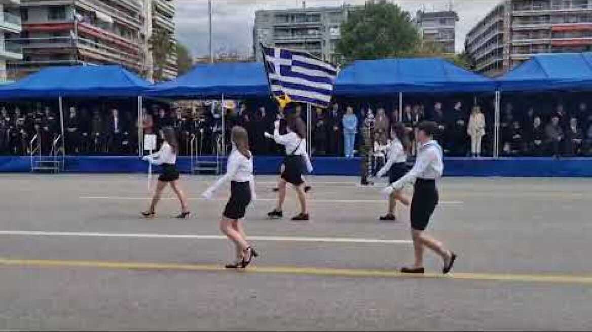 Εικόνες από μαθητική παρέλαση της Θεσσαλονίκης (3)
