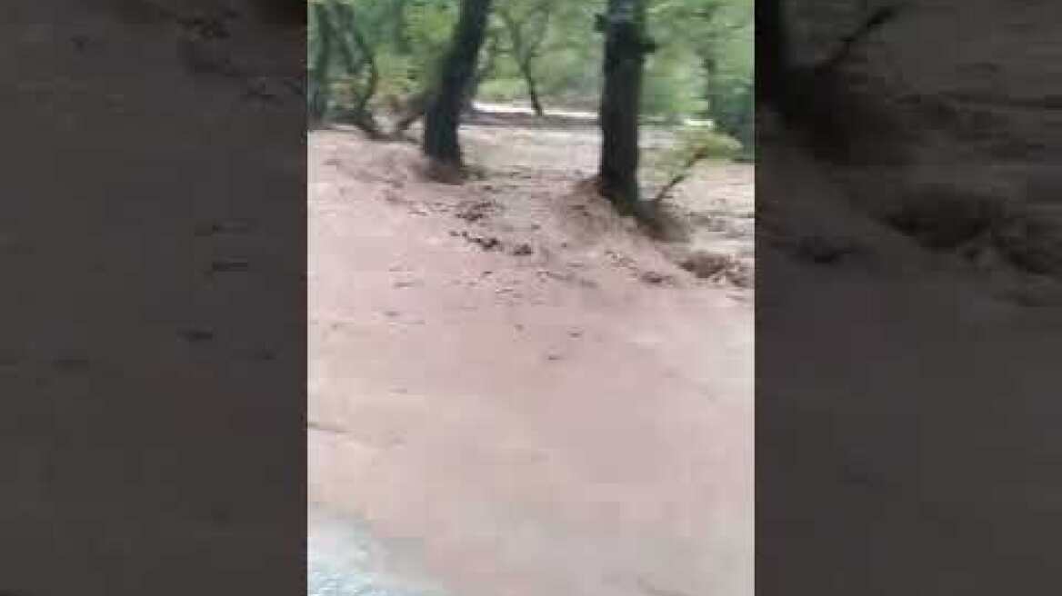 Πλημμύρα σε ιχθυοτροφείο στην Καρδίτσα