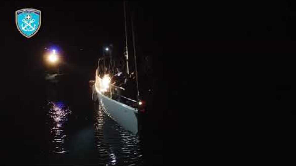 Επιχείρηση σύλληψης αλλοδαπών και των αλλοδαπών διακινητών τους στη ν.Θήρα