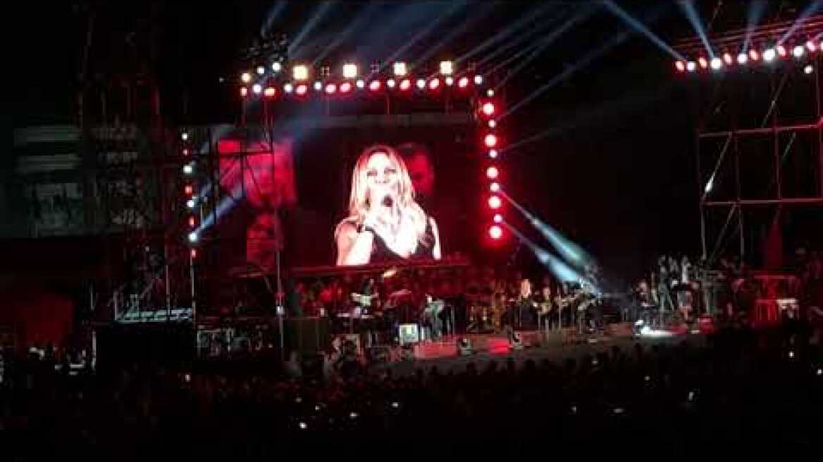 Η Πέγκυ Ζήνα στη μεγάλη συναυλία για τον Μίκη Θεοδωράκη στο Καλλιμάρμαρο