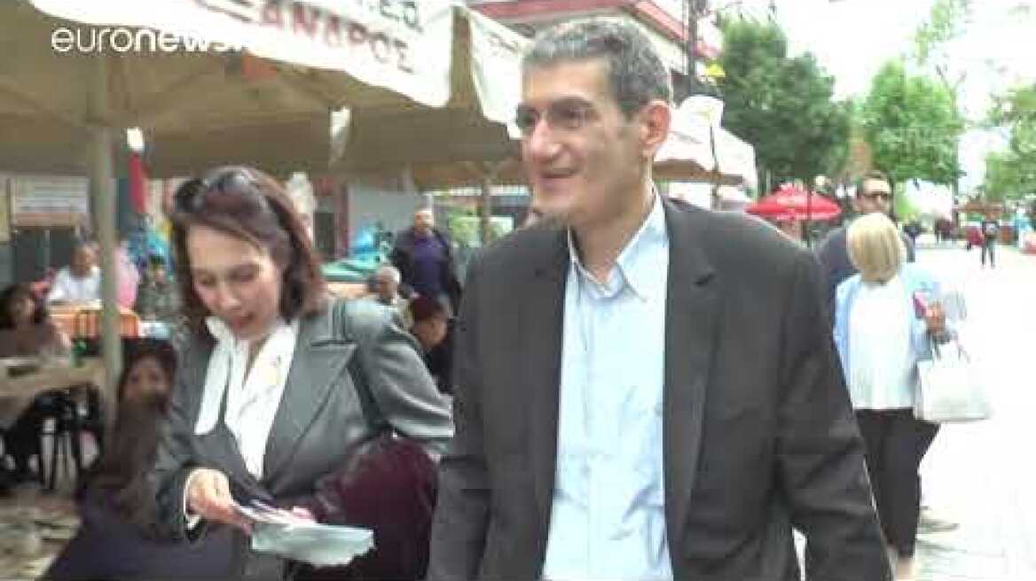 'Εντονες αποδοκιμασίες στον Χρήστο Γιαννούλη στα Γιαννιτσά