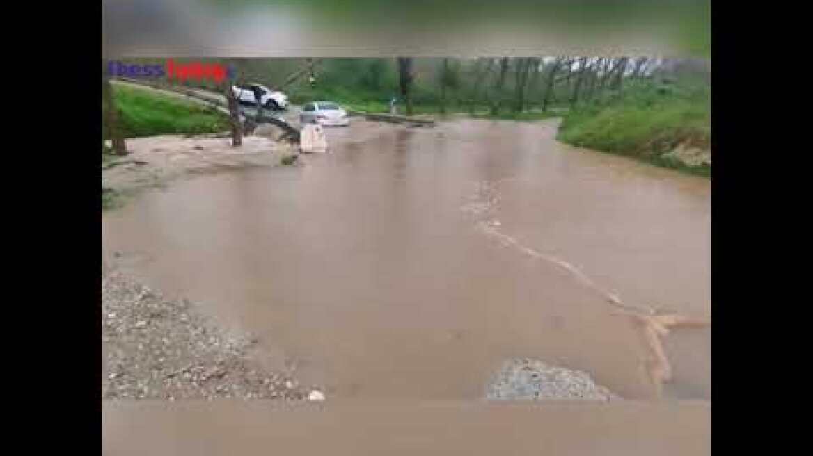 Thesstoday.gr: Κακοκαιρία «ILINA»: «Καταρράκτες» οι δρόμοι στη Θεσσαλονίκη