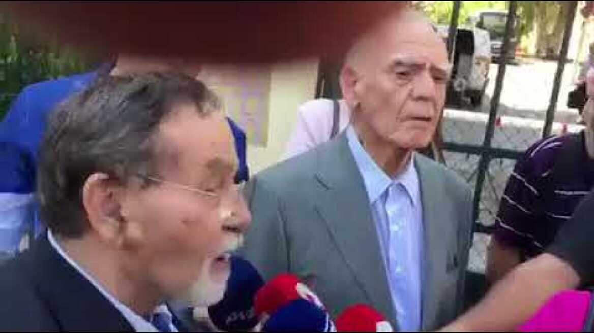 Ξανά στο σκαμνί ο Άκης