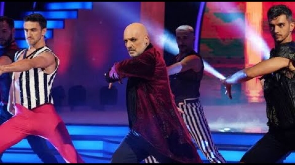 DWTS 28.11.2021: Ο Νίκος Μουτσινάς έκλεψε τις εντυπώσεις με τον χορό του!