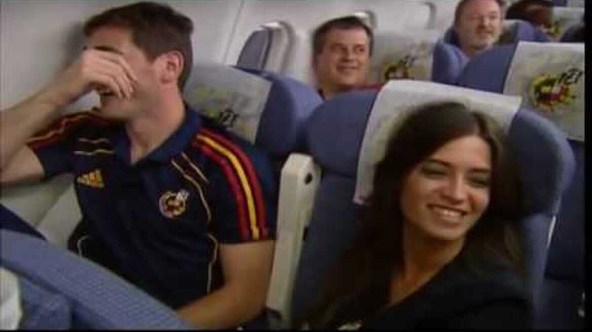 Watch Spain's party on their flight home