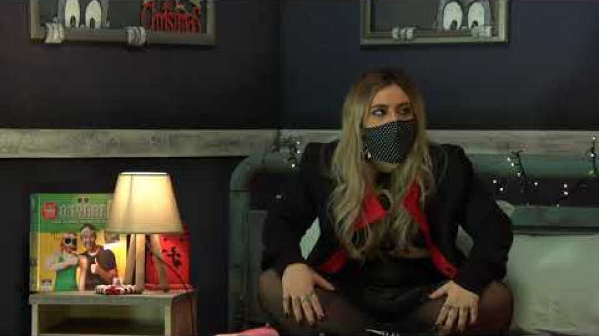 Talk 2 Mad. Καλεσμένη η Αγγελική Μανουσάκη (8/12/20)